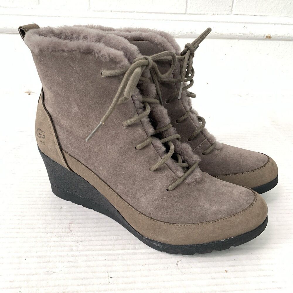UGG Bridgit Womens 9.5 Wedge Boots Waterproof Suede Leather Sheepskin Lined Grey